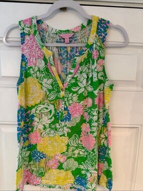 Lilly Pulitzer Green Floral Sleeveless Button-Front Elsa Top